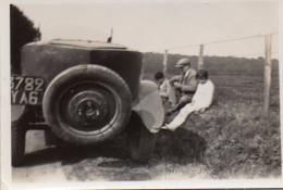Photographie Vintage Photo Snapshot Automobile Voiture Car Auto - Coches