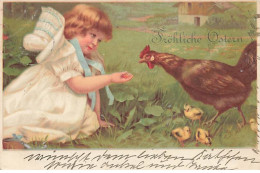 N°24014 - Pâques - Fröhliche Ostern - Fillette Donnant à Manger à Une Poule Et Ses Poussins - Easter