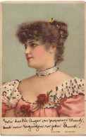 N°22955 - Carte Avec Des Paillettes - Jeune Femme Coiffée D'un Chignon, Et Portant Une Robe Avec Des Roses - Women