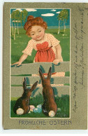 N°22980 - Carte Gaufrée - Fröhliche Ostern - Jeune Fille Regardant Des Lièvres - Pascua