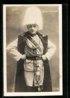 AK Darsteller Hubert Marischka In Uniform In Der Operette Sybill  - Opéra