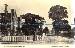 R156232 Station Road Wokingham. Berkshire County Library - World