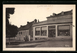 CPA Chamberet, Place Centrale  - Autres & Non Classés