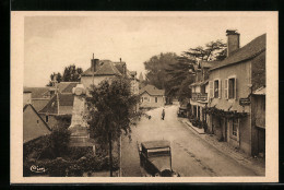 CPA Ayen, Le Monument Aux Morts Et Avenue De Juillac  - Juillac