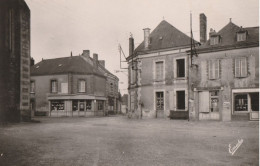 CONGRIER  Place Et Route De St Erblon - Autres & Non Classés