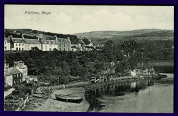 Ref 1655 - Early Postcard - Harbour & Houses - Portree Isel Of Skye Scotland - Inverness-shire