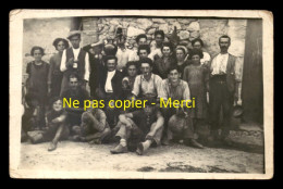 11 - PARAZA - UN GROUPE EN 1938 - CARTE PHOTO ORIGINALE - VOIR ETAT - Other & Unclassified