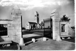 CPSM  SAINT-JAMES - Entrée Et Chapelle Du Cimetière Américain. - Autres & Non Classés