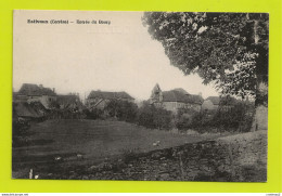 19 ESTIVAUX Vers Vigeois Entre Brive Et Uzerche Entrée Du Bourg Cochons Dans Le Pré - Uzerche