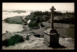 22 - ILE DE BREHAT - LA CROIX ST-MICHEL - CARTE PHOTO ORIGINALE - Ile De Bréhat