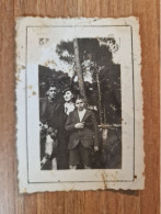 19565.   Fotografia D'epoca Gruppo Famiglia Ragazzo Che Fa' Smorfia  Aa '20 Italia - 8,5x6 - Anonymous Persons