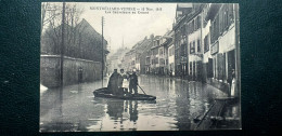 25 , Montbéliard - Venise ,inondations 1913 ,les Sauveteurs En Canot Rue Des Granges - Montbéliard