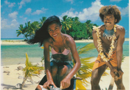 TAHITI FILLES DES MERS DU SUD LES ILES DES TUAMOTU  PHOTO TEVA SYLVAIN - Polynésie Française