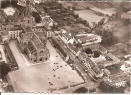 SAINTE-ANNE-D'AURAY (56) Place De La Basilique En 1954 (LA FRANCE VUE DU CIEL)  CPSM  GF - Sainte Anne D'Auray