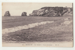 Hendaye Les Rochers Deux Jumeaux Old Postcard Not Posted B240601 - Hendaye