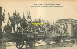 Guerre 14-18, WW1, Soldats Belges Du Régiment Des Guides, Beau Plan Des Soldats Sur Un Wagon - War 1914-18