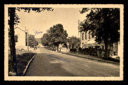 88 - BAINS-LES-BAINS - AVENUE ANDRE DEMAZURE ET LE NOUVEL HOTEL - Bains Les Bains