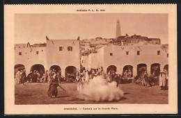 CPA Ghardaia, Fantasia Sur La Grande Place  - Ghardaïa