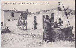 La Brée Île D'Oléron Une Rue Du Village Puits - Ile D'Oléron