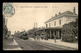 95 - FRANCONVILLE - TRAIN EN GARE DE CHEMIN DE FER - Franconville