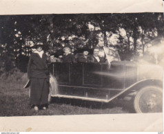 VOITURE RENAULT TYPE NN CIRCA 1924 - Coches