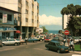 CPM - LIBREVILLE - Rue Du Centre-Ville (voitures) - Photo J.Trolez - Edition Tropic Foto - Gabon