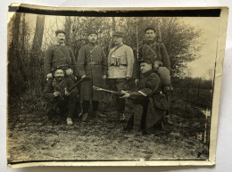Photographie 6 Soldats - 65 Au Col 65e RI - WW1 ? -  Capitaine François Grimaud Le Meilleraye De Bretagne ? - Collezioni