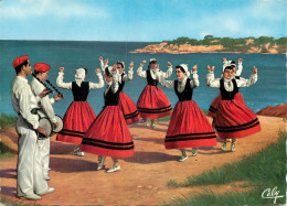 64 DANSEURS BASQUES FOLKLORE  - Autres & Non Classés