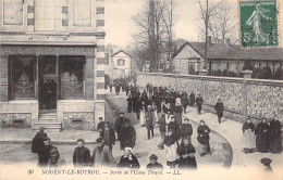 FRANCE - Nogent Le Rotrou - Sortie De L'usine Tirard - Animé - Carte Postale Ancienne - Nogent Le Roi