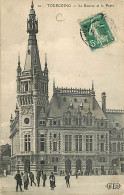 59 - Tourcoing - La Bourse Et La Poste - Animée - Oblitération Ronde De 1909 - CPA - Voir Scans Recto-Verso - Tourcoing