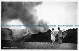 R157409 Napoli. Vesuvio. Vincenzo Carcavallo. Fotocelere. RP - World