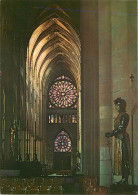 51 - Reims - Intérieur De La Cathédrale Notre Dame - Ta Nef Et Les Roses Ouest - Statue De Jeanne D'Arc - CPM - Carte Ne - Reims