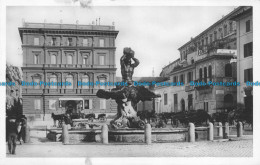 R157414 Roma. Fontana Del Tritone. Piazza Barberini. Fotofam - Monde