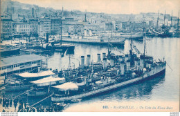 13 MARSEILLE UN COIN DU VIEUX PORT - Alter Hafen (Vieux Port), Saint-Victor, Le Panier