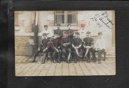 MILITARIA CARTE PHOTO MILITAIRE GROUPE DE SOLDATS 7e DRAGONS ECRITE DE FONTAINEBLEAU 1913 : - Guerra 1914-18