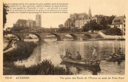 - AUXERRE (89) - Bords De L'Yonne En Aval Du Pont Neuf, Animée (CPA Signée  Moreau) -22699- - Auxerre