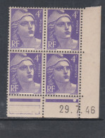 France N° 718 X  Gandon 4 F. Violet Clair En Bloc De 4 Coin Daté Du 29 . 7 . 46 ;  1 Point Blanc Trace Char., TB - 1940-1949