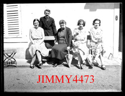 Une Grande Famille à Identifier - Plaque De Verre En Négatif - Taille 89 X 119 Mlls - Glass Slides