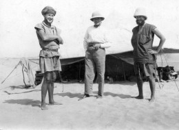 Photo - MILITARIA -  SOUDAN -  PUITS  D' OULAF  - Capitaines PACAUD - DESSERT - Lt. BRUGE - 1934 - Afrique