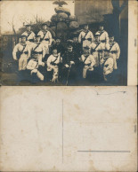  Marine-Soldaten Am Gedenkstein - Privatfotokarte 1915 Privatfoto  - Otros & Sin Clasificación