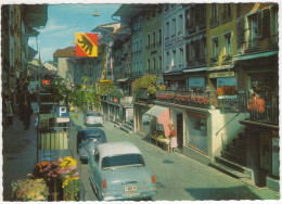 Thun - Hauptgasse: FORD TAUNUS P1, VW 1200 KÄFER/COX (Oval), FORD FAIRLANE CLUB SEDAN '55 -Hauptgasse- (Thoune, Suisse) - Passenger Cars