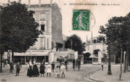 C P A -  94 -  FONTENAY SOUS BOIS -  Place De La Station - Fontenay Sous Bois