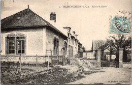 79  TACOIGNIERES - Mairie Et Ecoles - Andere & Zonder Classificatie