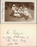 Foto  4 Kleinkinder Auf Decke 1921 Privatfoto - Portraits