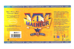 BROUWERIJ DE LANDTSHEER - BUGGENHOUT - MALHEUR - 10 - 2000 MILLENNIUM   -  BIERETIKET  (BE 378) - Cerveza