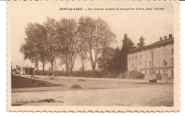 CPA 01 PONT DE VAUX - VUE PRISE AU MOMENT DU COUPAGE D'ARBRES - PLACE LEGRAND - Pont-de-Vaux