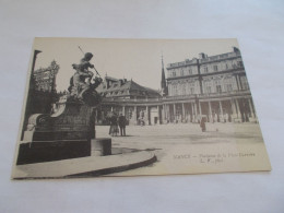 NANCY  ( 54 Meurthe Et Moselle ) FONTAINE DE LA PLACE CARRIERE  ANIMEES - Nancy