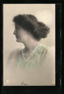 Foto-AK GL Co Nr. 2106 /6: Profil Einer Jungen Dame Mit Perlenkette Und Hochgesteckten Haaren  - Photographie