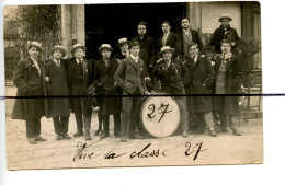 Carte Photo A Identifier. CPA. Conscrits , Vive La Classe 1927 - Photographie