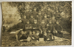 Carte Photo Plusieurs Soldats 69e RI à Saint Léger Des Vignes - 1915 WW1 - Guerre, Militaire